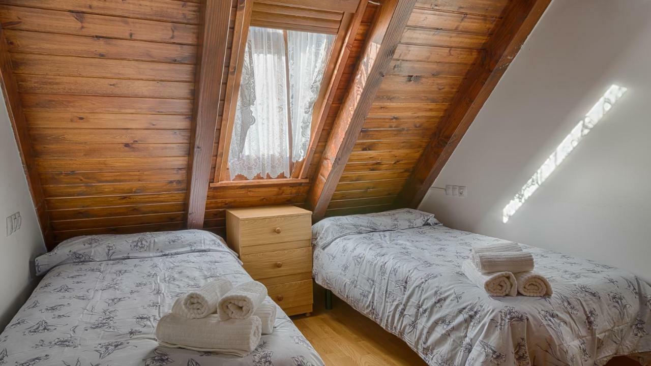 Apartamento Saplan Real Estate Montlude Les Exterior foto
