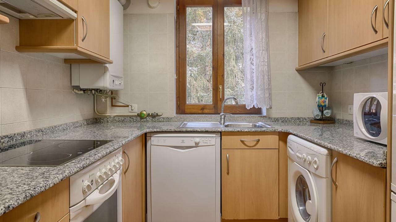 Apartamento Saplan Real Estate Montlude Les Exterior foto